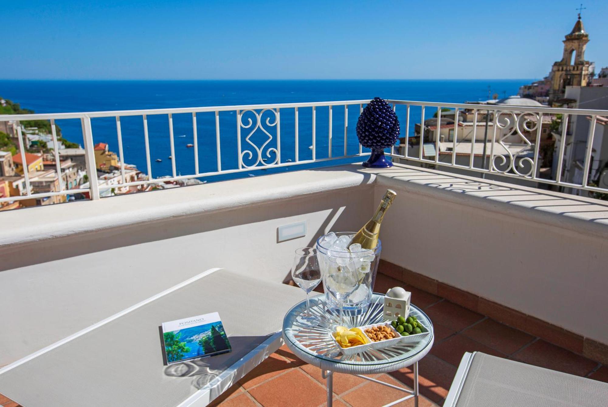 Estate4Home - Medusa Positano Buitenkant foto